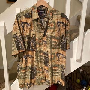Reel legends performance clothing , men’s L button down , fish and palm trees